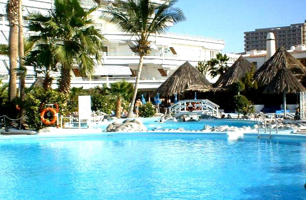 Club Atlantis Aparthotel Ocean View Costa Adeje  Exterior foto